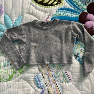 Brandy Melville cropped gray sweater